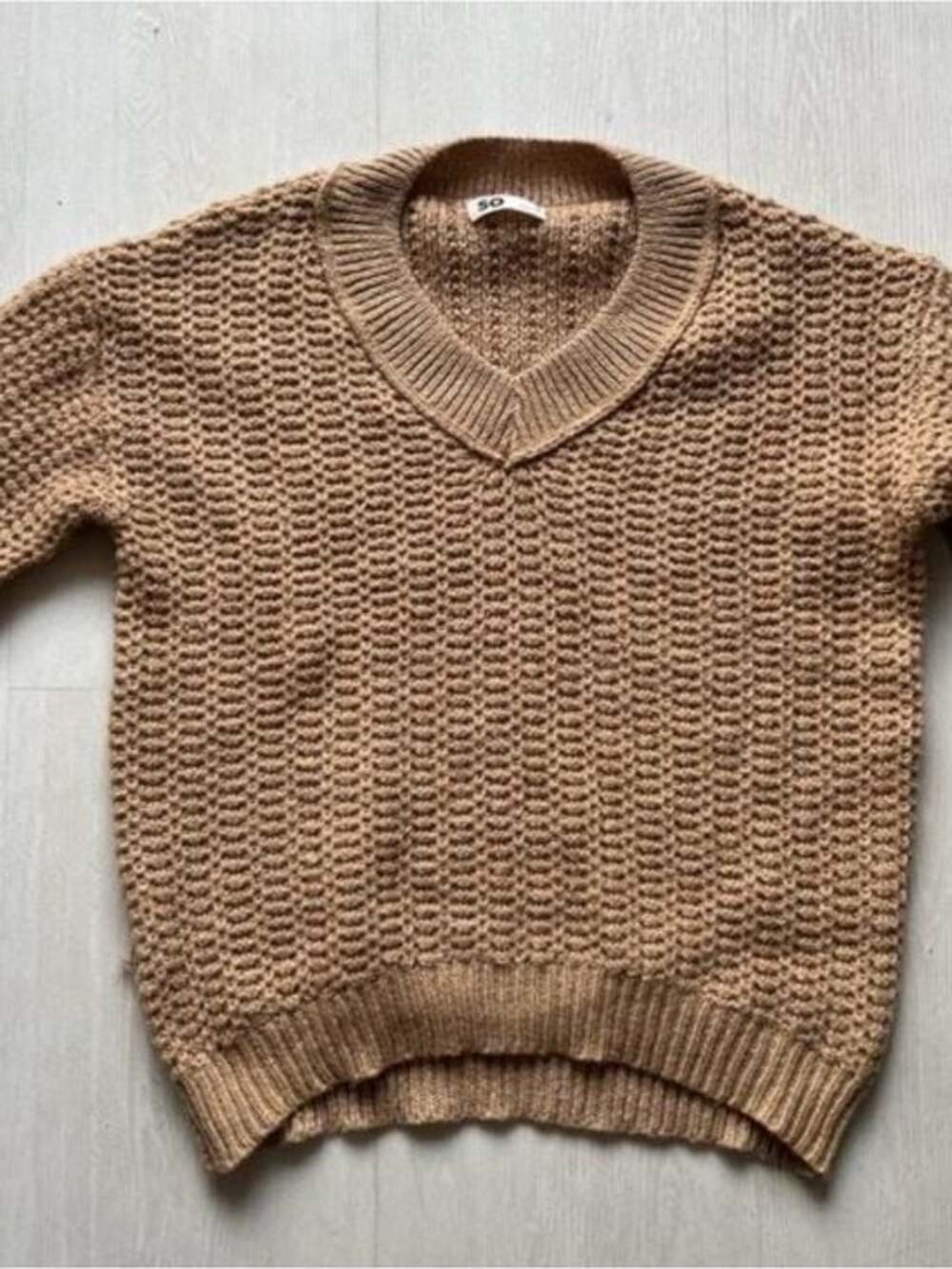 Last One! SO Relaxed V-Neck Chunky Knit Sweater - Camel - Picture 2 of 6